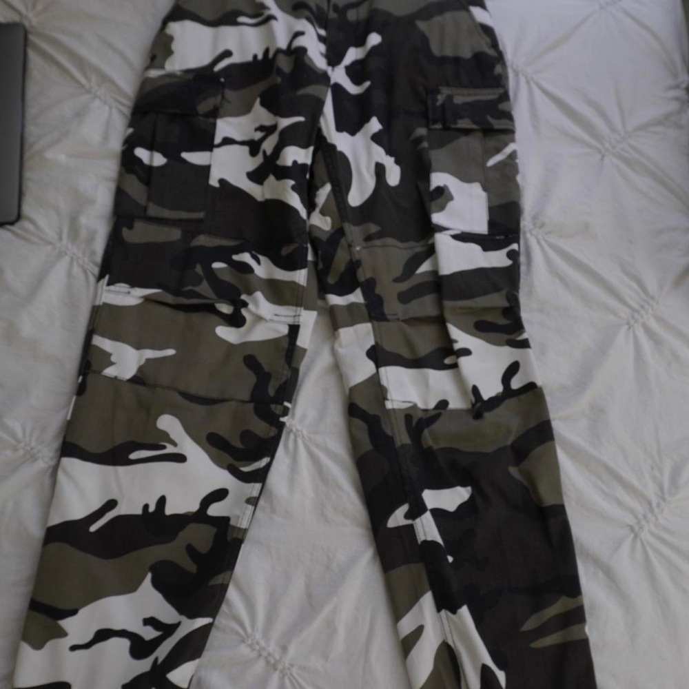 Camo cargo pants